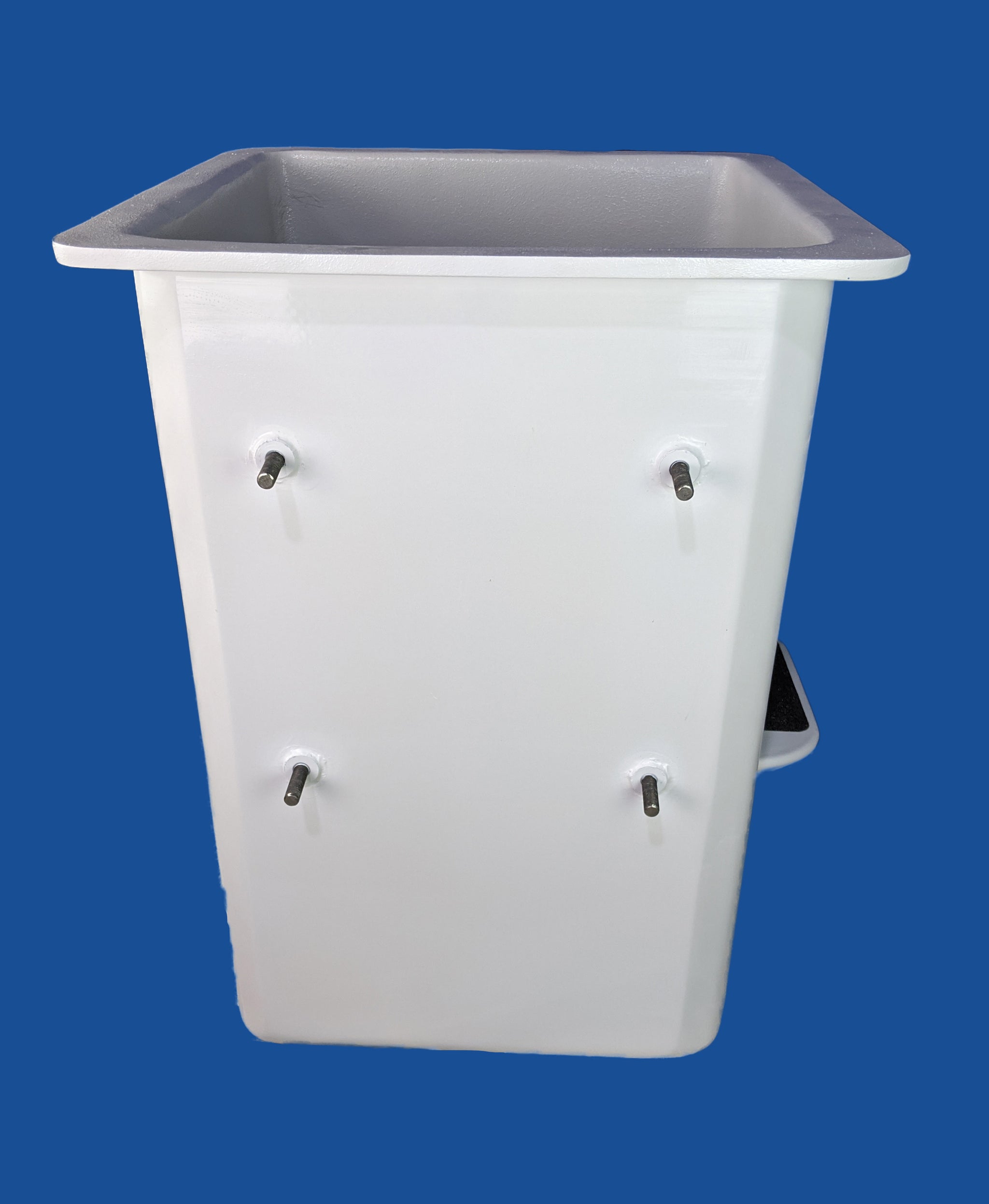 Buckets Hi Ranger XT (w/ bucket mounted controls) 24" x 24" x 39