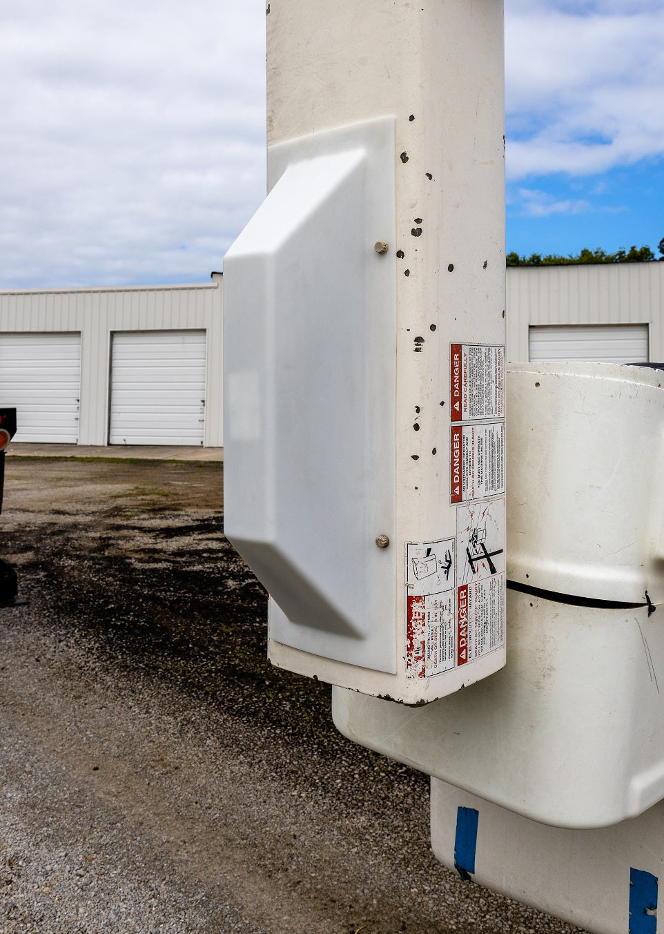 Hi Ranger XT Hose Cover (Bucket End) Plastic Bucket Truck Parts